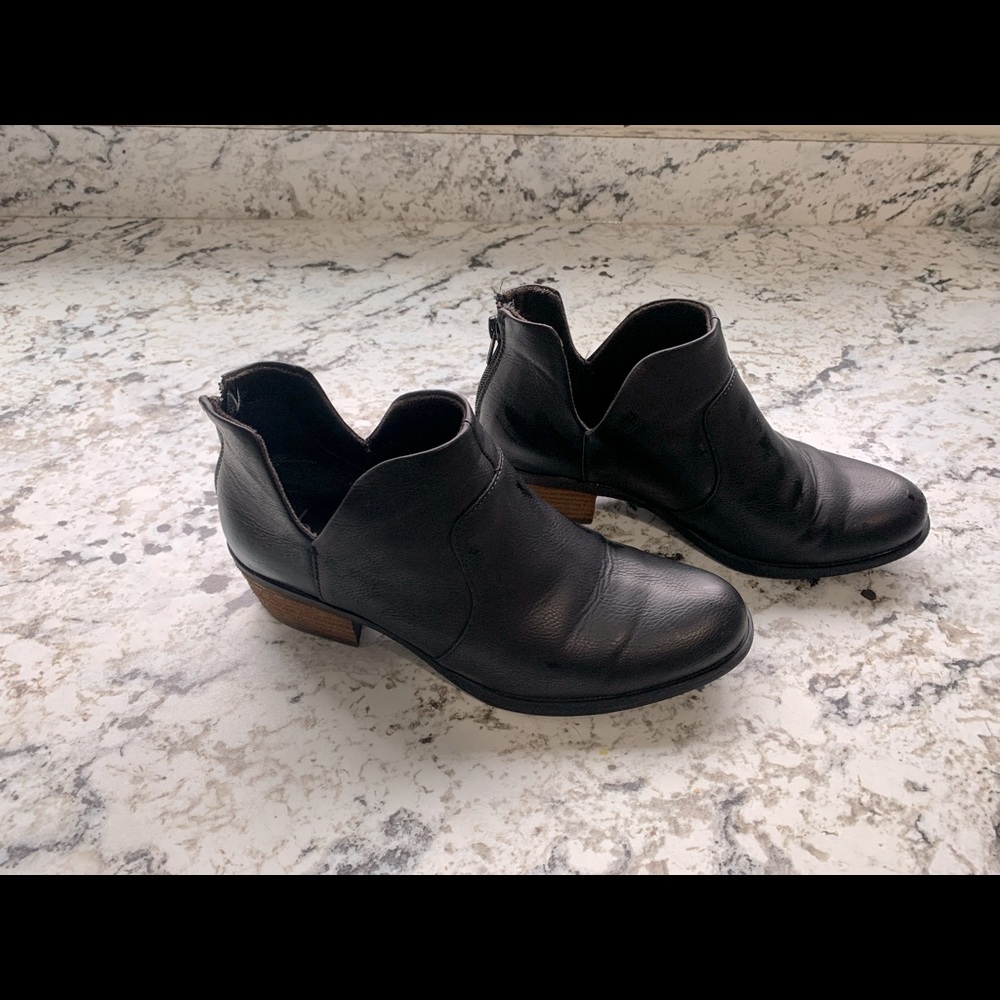 B.O.C Lucy Notched Topline Block Heel Bootie
